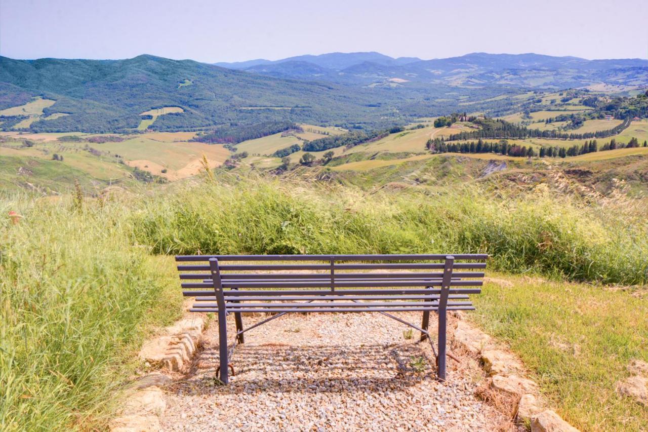 In Canto Sul Poggio Bed & Breakfast Volterra Dış mekan fotoğraf